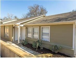6403 Auburn Dr unit B, Austin, TX 78723 - photo 2