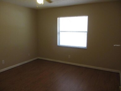 5417 Mcleod Dr unit A, Seffner, FL 33584 - photo 6