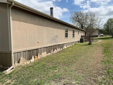 916 Partridge Ct, Granbury, TX 76049 - photo 3