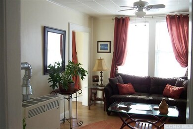11 S 2nd St unit 3, Hudson, NY 12534 - photo 3