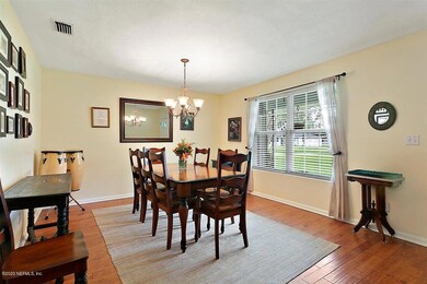 560 Mandalay Rd, Jacksonville, FL 32216 - photo 6