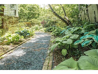 33 Hazard Ave, Providence, RI 02906 - photo 3