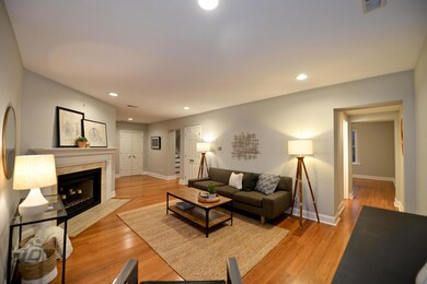 98 Buttles Ave unit D, Columbus, OH 43215 - photo 5