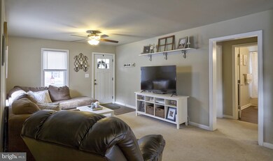 16 Center St, Moorestown, NJ 08057 - photo 4