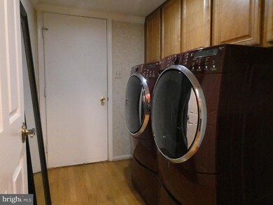 3044 Brownstone Ct, Burtonsville, MD 20866 - photo 6