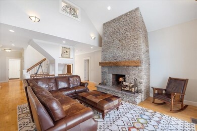 25 Marsh Rd, Sutton, MA 01590 - photo 7