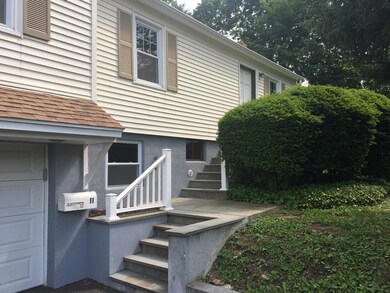 11 Fitch Ln