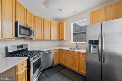 9609 Devedente Dr unit 201, Owings Mills, MD 21117 - photo 3