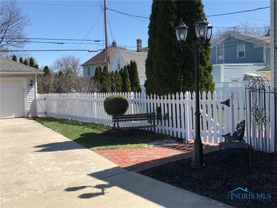 310 W Main St, Woodville, OH 43469 - photo 3