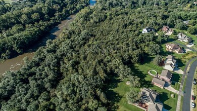 Exclusive country neighborhood with 76 acres of sh