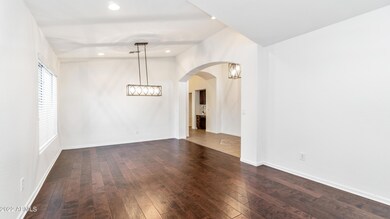 4463 East Desert Sands Drive-015