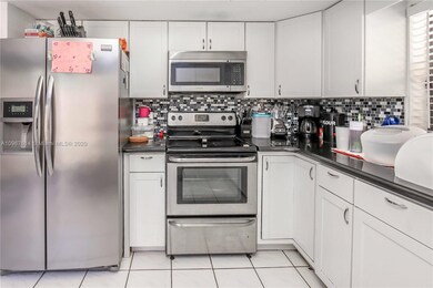 5423 SW 152nd Place Cir, Miami, FL 33185 - photo 7