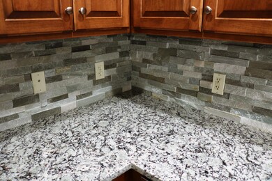 251 Whisperwood Ct, Saylorsburg, PA 18353 - photo 7