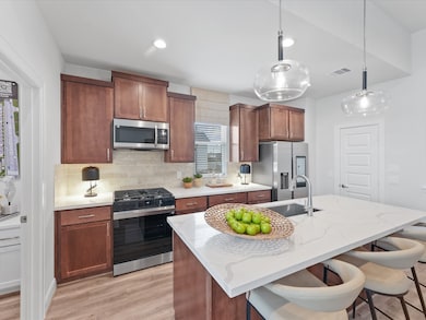 9221 Washington Heights St, Houston, TX 77063 - photo 2