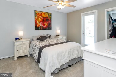 8429 Bay Dr, Pasadena, MD 21122 - photo 2