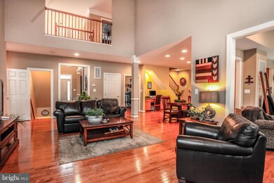 42093 Porch Light Dr, Aldie, VA 20105 - photo 3