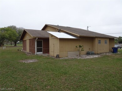 7456 Pebble Beach Rd, Fort Myers, FL 33967 - photo 4