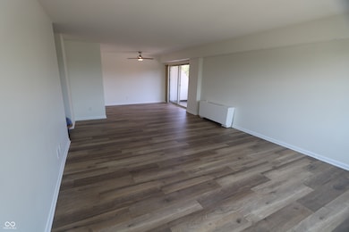 40 North on Meridian unit 5J, Indianapolis, IN 46208 - photo 7