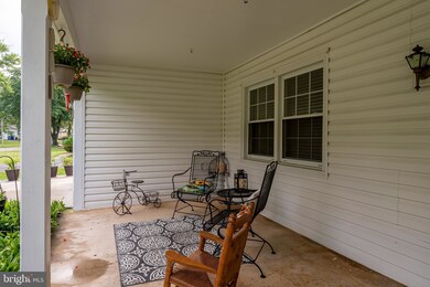 12804 Cherrywood Ln, Bowie, MD 20715 - photo 4