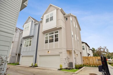 2121 C Hoskins Dr, Houston, TX 77080 - photo 2