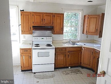 6319 Riverdale Rd, Riverdale, MD 20737 - photo 6