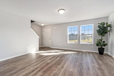 1-SVW051-i2080-Great Room1