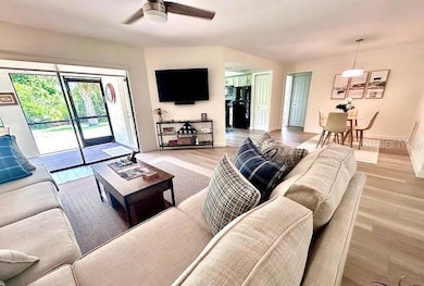 230 Laurel Hollow Dr unit 16, Nokomis, FL 34275 - photo 7