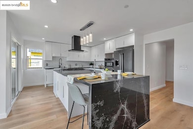 1642 Dune Point Ct, Discovery Bay, CA 94505 - photo 7