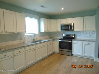 2127 Fowler St unit A, Wilmington, NC 28403 - photo 6