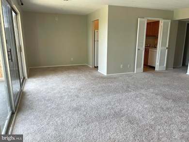 2608 Indian Dr unit 2D, Alexandria, VA 22303 - photo 5