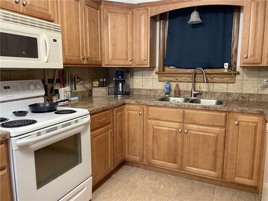 Kitchen appliances are included