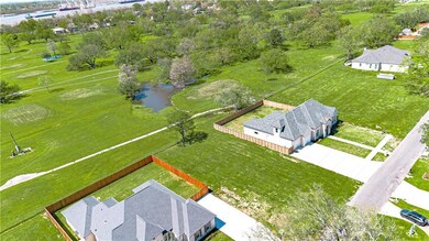 98 Colonial Club Dr, Harahan, LA 70123 - photo 4