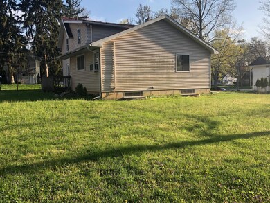 211 Forest St, Marshall, MI 49068 - photo 5