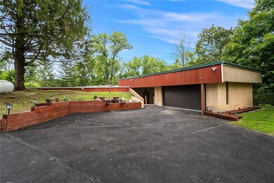 1760 Lavan St, Bethlehem, PA 18015 - photo 2