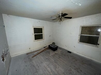 160 S Ashburton Rd, Columbus, OH 43213 - photo 7