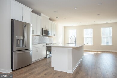 13639 Dulles Technology Dr unit 158, Herndon, VA 20171 - photo 4