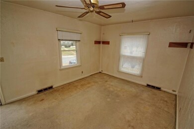 5719 Clark Blvd, Des Moines, IA 50311 - photo 5