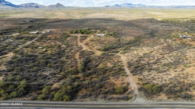 2776 W Frontage Rd, Tubac, AZ 85646 - photo 5