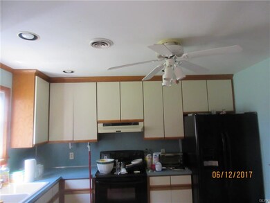 4641 Pine Dr, Nazareth, PA 18064 - photo 4