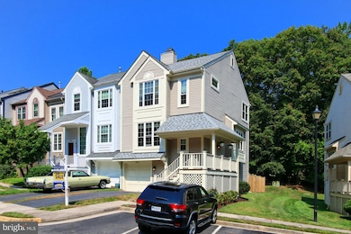 8314 Linden Oaks Ct, Lorton, VA 22079 - photo 2