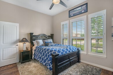 4010 Moray Dr, Pearland, TX 77584 - photo 7