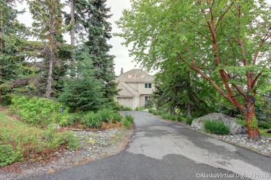 circular driveway