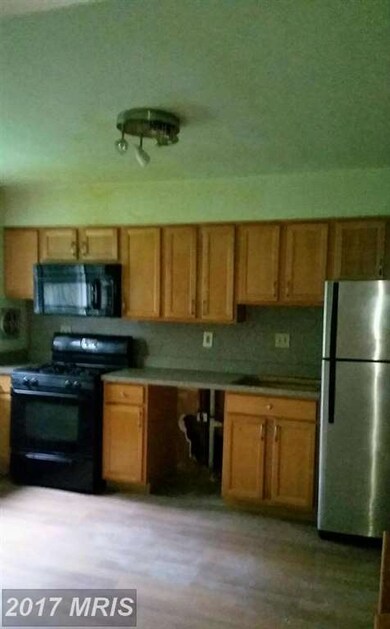 5734 Joan Ln, Temple Hills, MD 20748 - photo 3