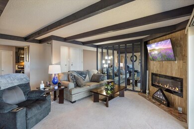 20-92 Water's Edge Ct 15-2B - 20
