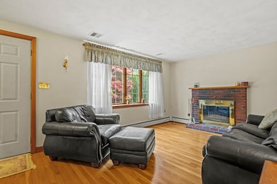 17 Molloy Rd, Wilmington, MA 01887 - photo 3