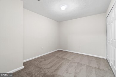 15772 Widewater Dr, Dumfries, VA 22025 - photo 5