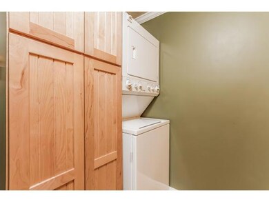 40 Profile Cir unit 4, Nashua, NH 03063 - photo 5