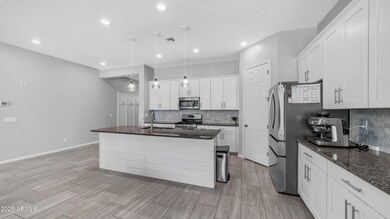 1104 E Tekoa Ave Interior-5