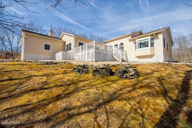 105 Boulder Dr, Hawley, PA 18428 - photo 4