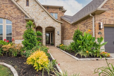 1818 Saxon Bend Trail, Richmond, TX 77469 - photo 2